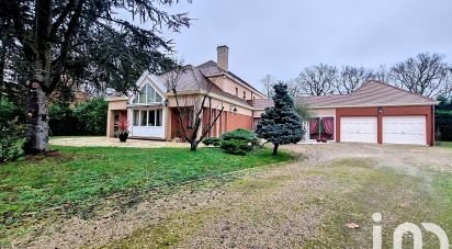 Maison traditionnelle 7 pièces de 283 m² à Étiolles (91450)