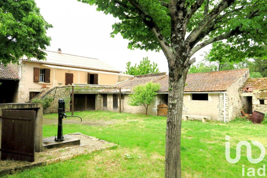 Maison de village 4 pièces de 107 m² à Valdivienne (86300)