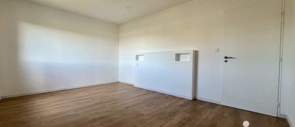 Maison 5 pièces de 117 m² à Pézilla-la-Rivière (66370)