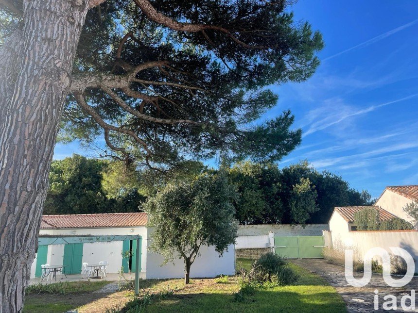 House 6 rooms of 138 m² in La Flotte (17630)