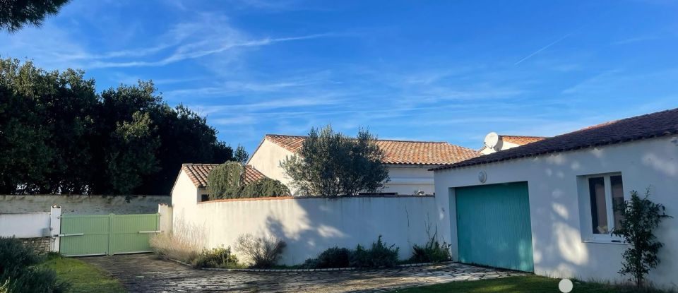 House 6 rooms of 138 m² in La Flotte (17630)