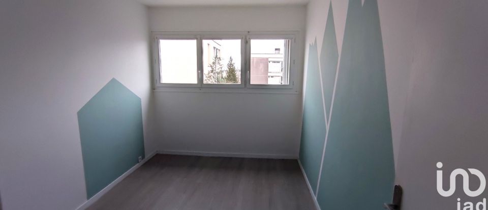 Apartment 5 rooms of 83 m² in Yerres (91330)