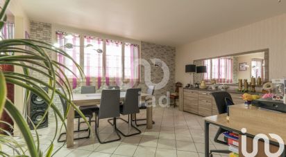 Apartment 4 rooms of 85 m² in Saint-Michel-sur-Orge (91240)