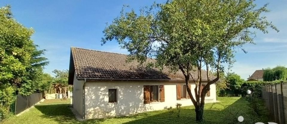 Traditional house 4 rooms of 90 m² in La Chapelle-de-la-Tour (38110)