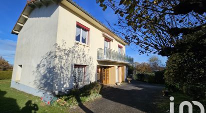 Maison 5 pièces de 139 m² à Saint-Mamet-la-Salvetat (15220)