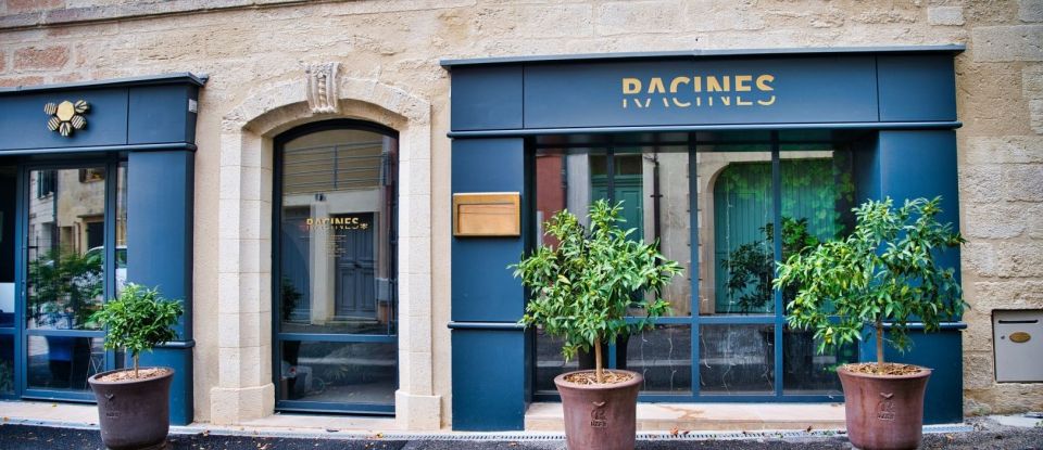 Restaurant of 70 m² in Uzès (30700)