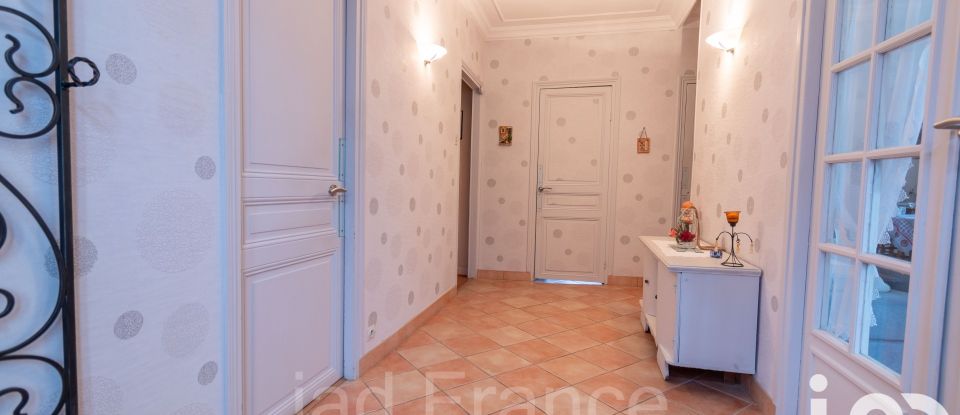 House 6 rooms of 139 m² in Freneuse (78840)