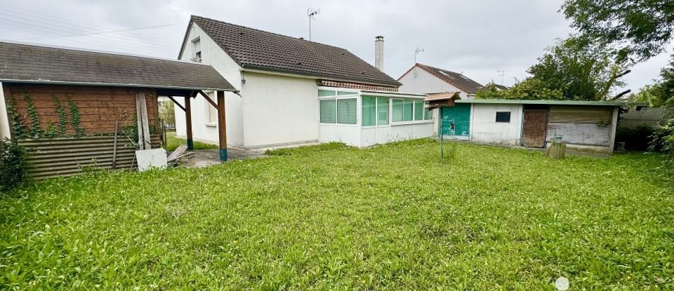 Maison traditionnelle 4 pièces de 98 m² à Saint-Jean-de-la-Ruelle (45140)