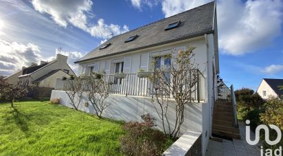 House 6 rooms of 101 m² in Pleumeur-Bodou (22560)