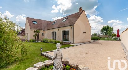 Maison 8 pièces de 240 m² à Poligny (77167)