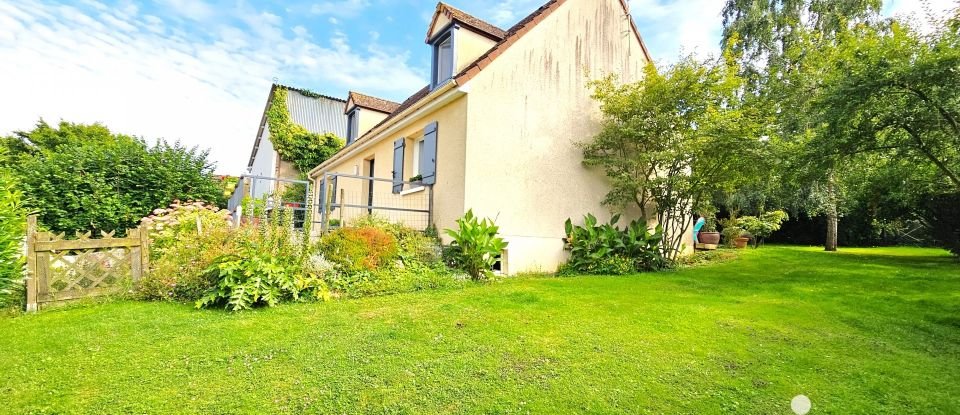 House 6 rooms of 115 m² in AUNEAU (28700)