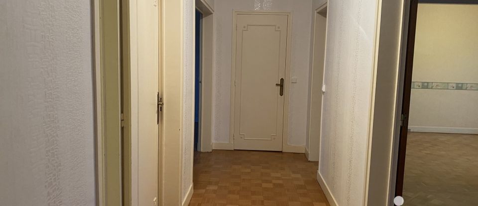 Apartment 3 rooms of 68 m² in Auxerre (89000)