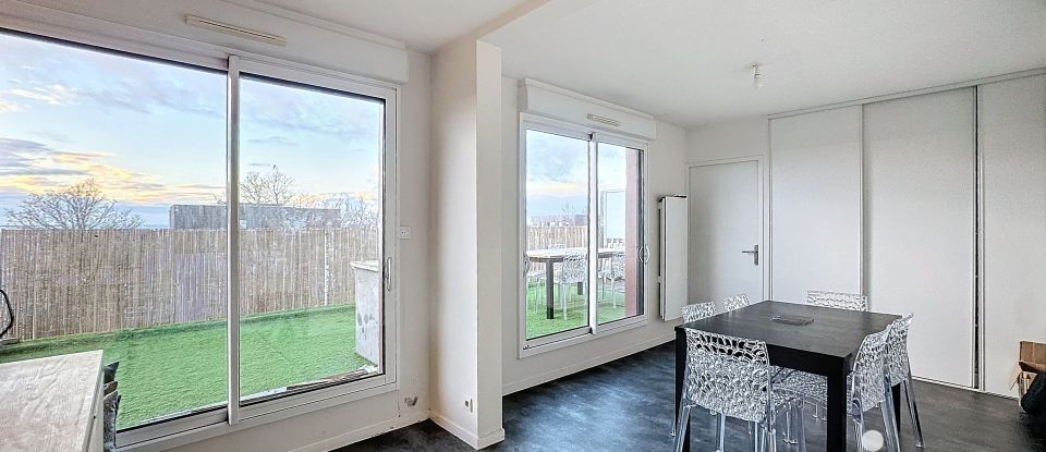 Apartment 5 rooms of 106 m² in Saint-Jacques-de-la-Lande (35136)