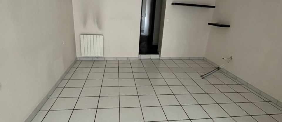 Studio 2 pièces de 40 m² à Chalon-sur-Saône (71100)