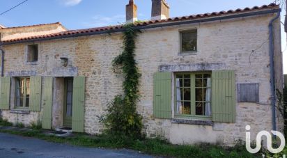 Longere 5 rooms of 180 m² in Saint-Agnant (17620)