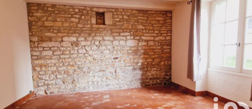 Longere 5 rooms of 180 m² in Saint-Agnant (17620)