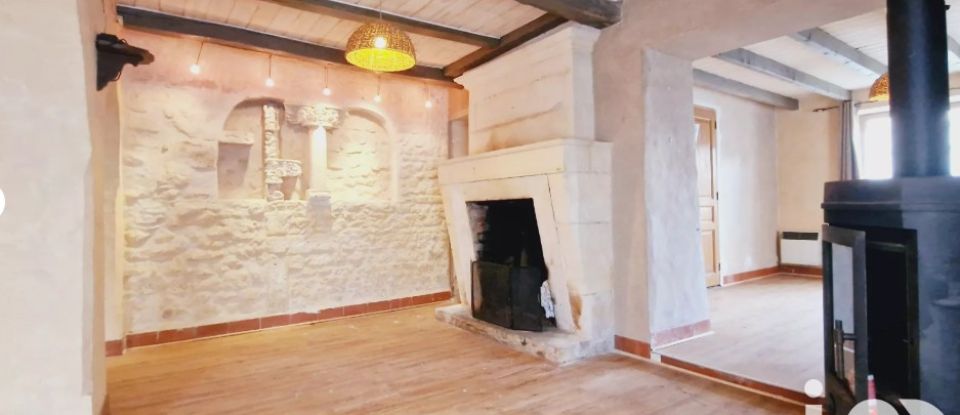 Longere 5 rooms of 180 m² in Saint-Agnant (17620)