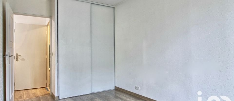 Appartement 2 pièces de 45 m² à Osny (95520)