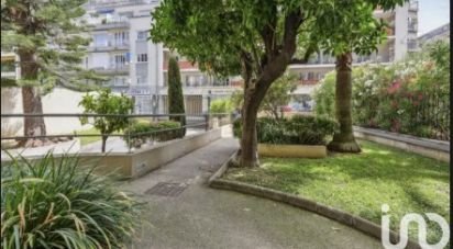 Apartment 3 rooms of 52 m² in Nice (06100)