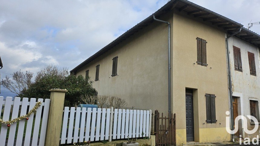 Village house 4 rooms of 90 m² in Puymaurin (31230)