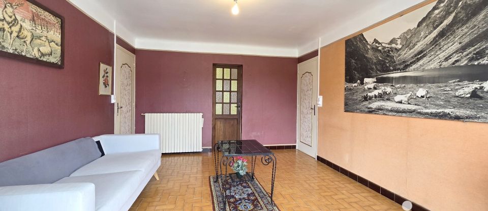 Traditional house 6 rooms of 132 m² in Lourdes (65100)