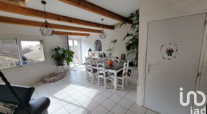 Village house 6 rooms of 200 m² in Laurens (34480)