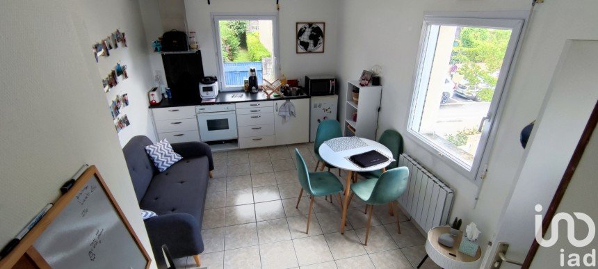 Triplex 2 rooms of 26 m² in Rennes (35700)