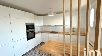 Appartement 4 pièces de 70 m² à Sanary-sur-Mer (83110)