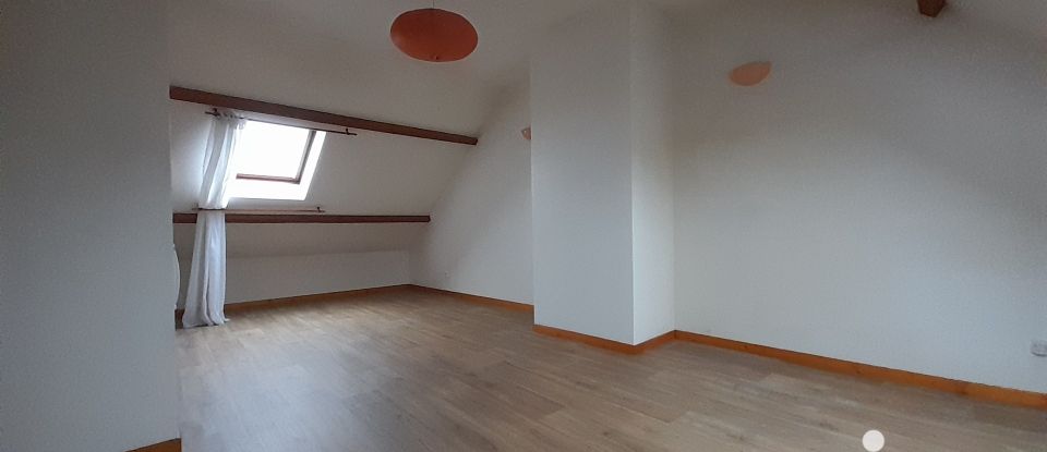 Maison traditionnelle 6 pièces de 120 m² à Crégy-lès-Meaux (77124)