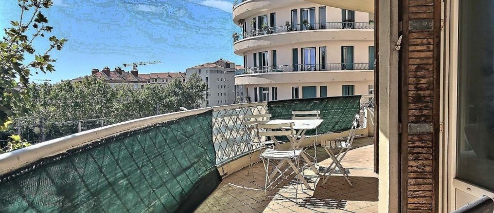 Appartement 5 pièces de 120 m² à Toulon (83000)