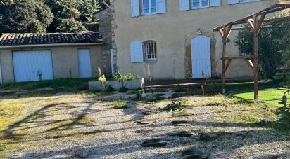 Maison 4 pièces de 138 m² à Auriol (13390)