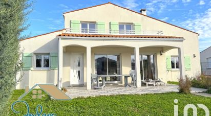 House 6 rooms of 160 m² in Saint-Palais-sur-Mer (17420)