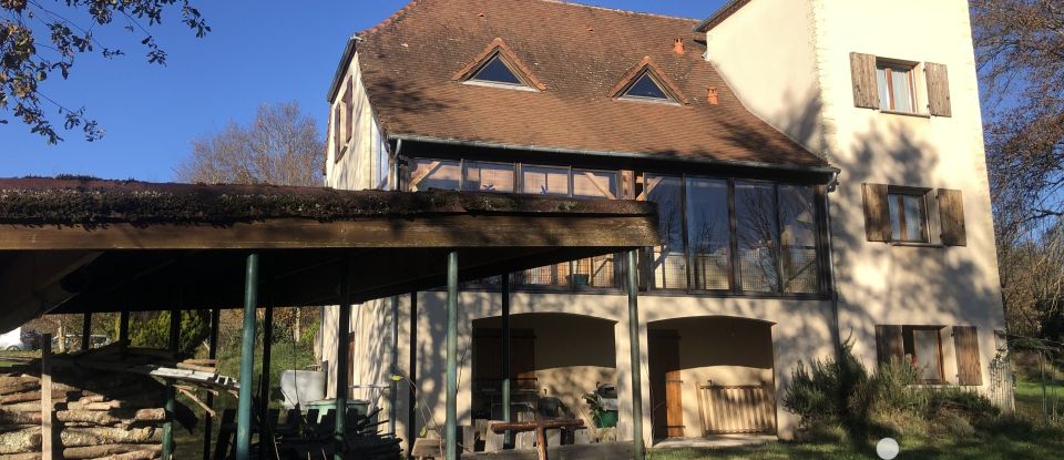 Maison 4 pièces de 80 m² à Lacapelle-Marival (46120)