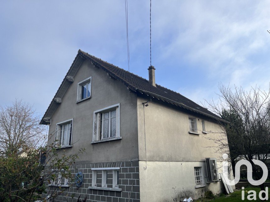 Traditional house 5 rooms of 76 m² in Dammarie-les-Lys (77190)