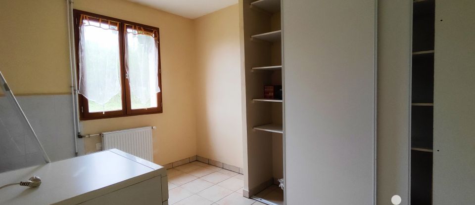 Pavilion 6 rooms of 124 m² in Saint-Romain-sur-Cher (41140)