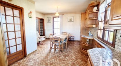 Traditional house 7 rooms of 196 m² in Liniers (86800)