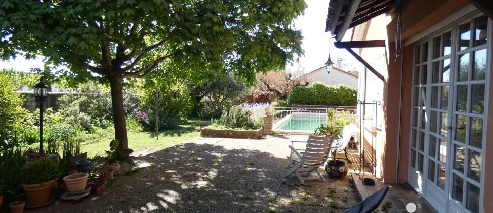 House 7 rooms of 155 m² in Bollène (84500)