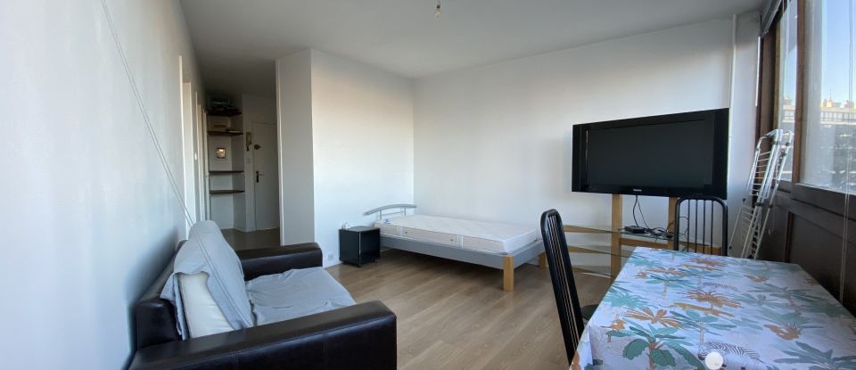 Appartement 1 pièce de 32 m² à Clermont-Ferrand (63100)