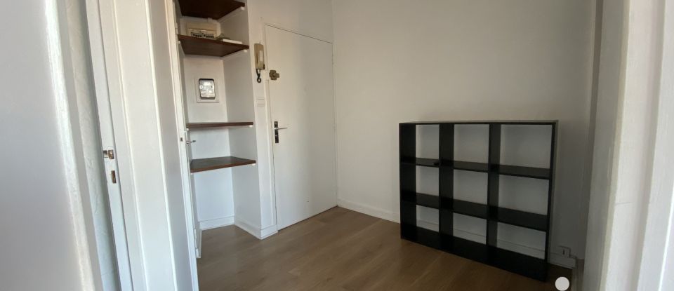 Appartement 1 pièce de 32 m² à Clermont-Ferrand (63100)