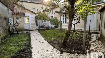 Maison traditionnelle 5 pièces de 132 m² à Parthenay (79200)