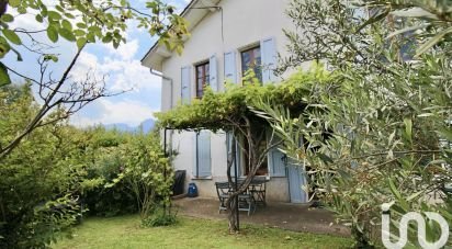 Traditional house 5 rooms of 125 m² in Champagnier (38800)