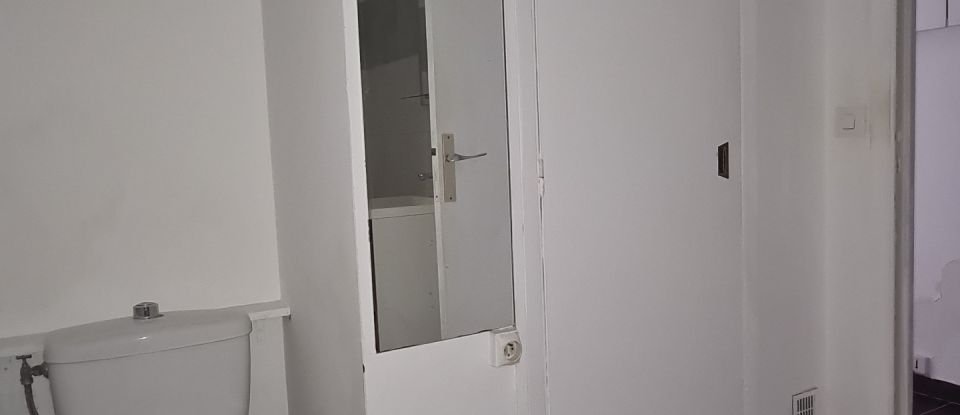 Studio 1 room of 20 m² in Paris (75015)