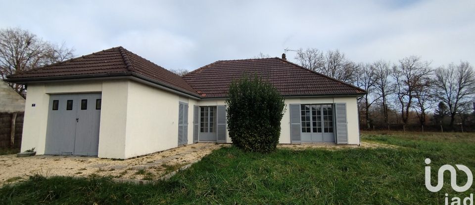 Pavillon 4 pièces de 116 m² à Brinon-sur-Sauldre (18410)