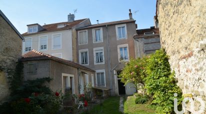 Immeuble de 285 m² à Bourbonne-les-Bains (52400)