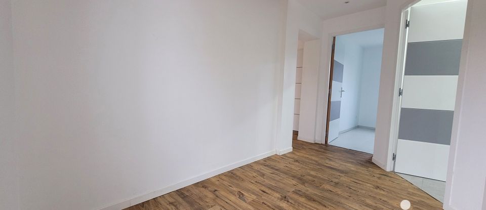 Maison 4 pièces de 85 m² à Vay (44170)