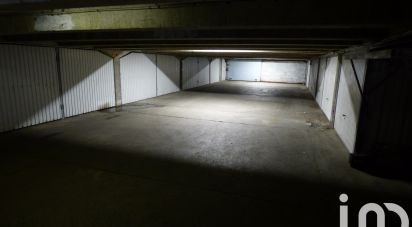 Parking of 11 m² in Alfortville (94140)