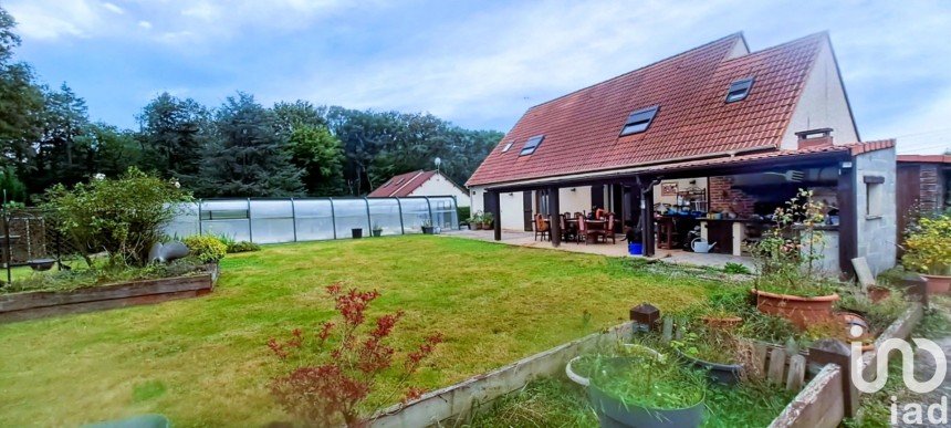 Traditional house 9 rooms of 200 m² in Courtenay (45320)