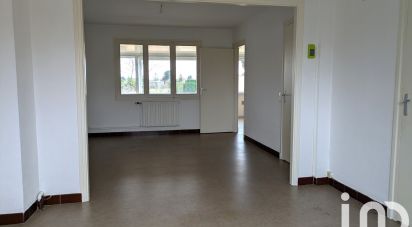 Traditional house 4 rooms of 81 m² in Sailly-lez-Cambrai (59554)