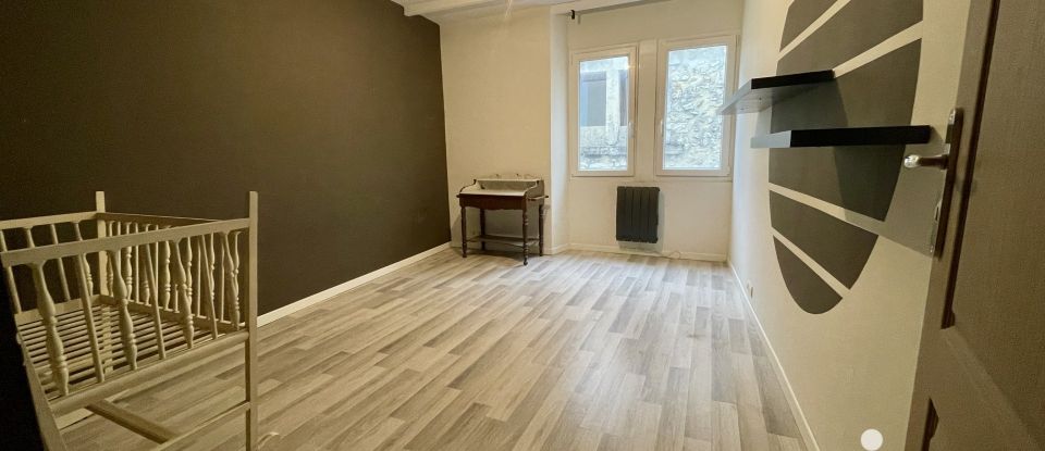 Maison 14 pièces de 400 m² à Bourg-Saint-Andéol (07700)