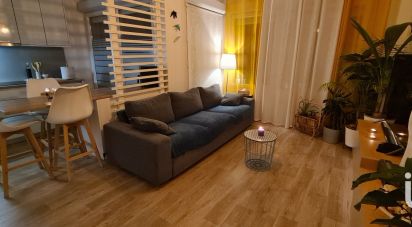 Appartement 4 pièces de 77 m² à Les Ulis (91940)